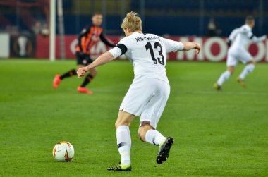 Kharkiv, Ukrayna - 14 Şubat 2019: Martin Hinteregger (R) dur
