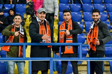 Kharkiv, Ukrayna - 14 Şubat 2019: Futbol taraftarları ve ultras s