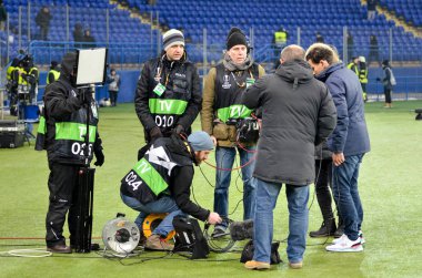 Kharkiv, Ukrayna - 14 Şubat 2019: Journalis ile çıkış stüdyosu