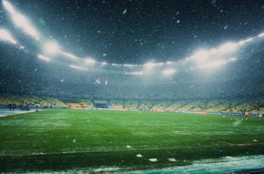 Kiev, Ukrayna - 12 Aralık 2018: Kar da Olimpiyat Stadyumu
