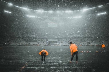 Kiev, Ukrayna - 12 Aralık 2018: Kar da Olimpiyat Stadyumu