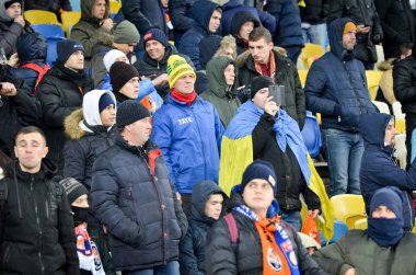 Kiev, Ukrayna - 12 Aralık 2018: Stadyumdaki taraftarlar