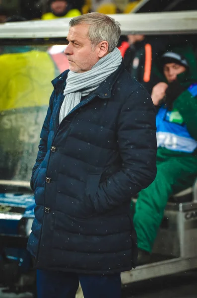 KIEV, UKRAINE - December 12, 2018: Coach Bruno Genesio during th — Stock Photo, Image