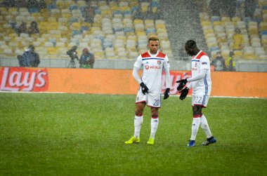 Kiev, Ukrayna - 12 Aralık 2018: Ferland Mendy ve Marcal duri