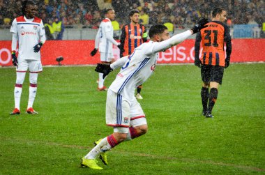 Kiev, Ukrayna - 12 Aralık 2018: Nabil Fekir gol sc kutlamak