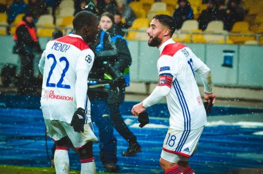 Kiev, Ukrayna - 12 Aralık 2018: Nabil Fekir gol sc kutlamak