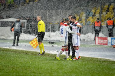 Kiev, Ukrayna - 12 Aralık 2018: Nabil Fekir sahayı terk etti