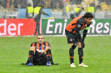 Kiev, Ukrayna - 12 Aralık 2018: Sinirli futbolcular otursun