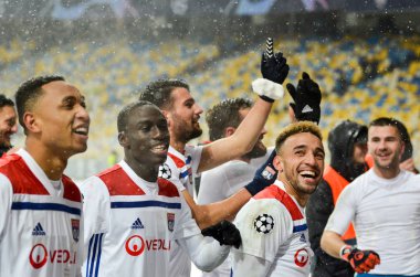 Kiev, Ukrayna - 12 Aralık 2018: Lyonlu futbolcular celebra