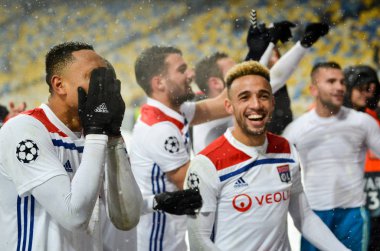 Kiev, Ukrayna - 12 Aralık 2018: Lyonlu futbolcular celebra