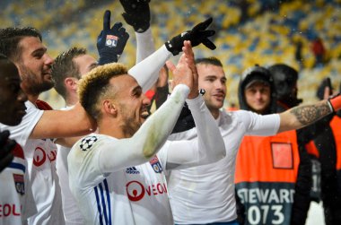 Kiev, Ukrayna - 12 Aralık 2018: Lyonlu futbolcular celebra