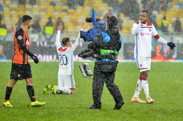 Kiev, Ukrayna - 12 Aralık 2018: Lyonlu futbolcular celebra
