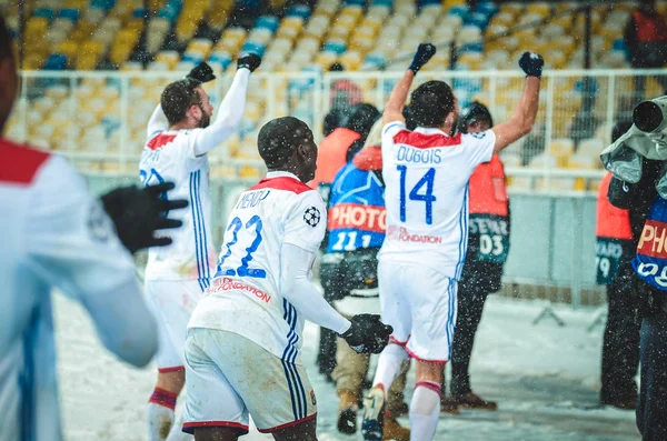 Kiev, Ukrayna - 12 Aralık 2018: Lyonlu futbolcular celebra