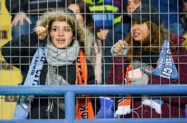 Kharkiv, Ukrayna - 23 Ekim 2018: Güzel duygusal kız olmak