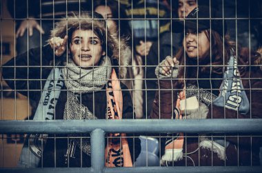 Kharkiv, Ukrayna - 23 Ekim 2018: Güzel duygusal kız olmak