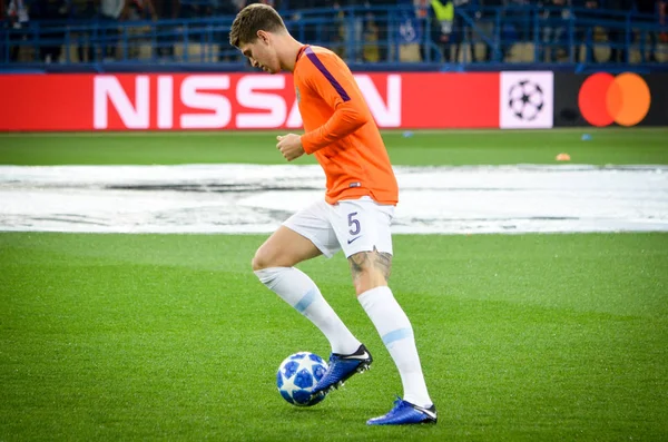 Kharkiv, Ukrayna - 23 Ekim 2018: John Stones Uefa sırasında