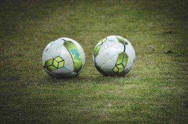 Odessa, Ukrayna - 21 Temmuz 2018: Futbol topları Yeni Denge