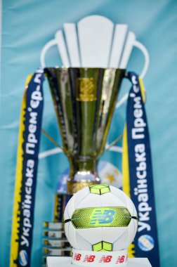 Odessa, Ukrayna - 21 Temmuz 2018: Futbol topu New Balance on the 