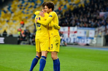 Kiev, Ukrayna - 14 Mart 2019: Olivier Giroud ve Marcos Alonso