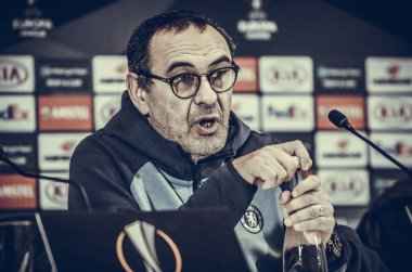 Kiev, Ukrayna - 14 Mart 2019: Maurizio Sarri basında con