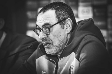 Kiev, Ukrayna - 14 Mart 2019: Maurizio Sarri basında con
