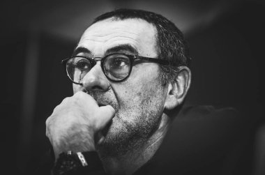 Kiev, Ukrayna - 14 Mart 2019: Maurizio Sarri basında con