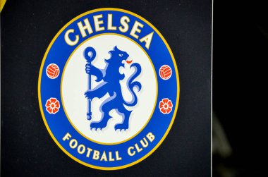 Kiev, Ukrayna - 14 Mart 2019: Futbol logosu ve Fc amblemi 