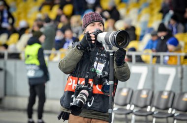Kiev, Ukrayna - 14 Mart 2019: Gazeteciler ve fotoğrafçılar w