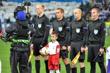 Kiev, Ukrayna - 14 Mart 2019: Hakem takımı başkanı: Tobias Sti