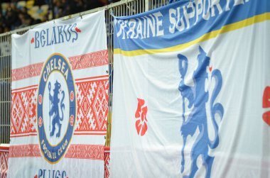 Kiev, Ukrayna - 14 Mart 2019: Chelsea taraftarları takımı destekliyor