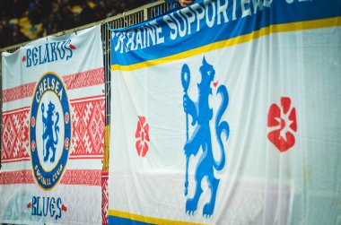 Kiev, Ukrayna - 14 Mart 2019: Chelsea taraftarları takımı destekliyor