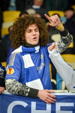 Kiev, Ukrayna - 14 Mart 2019: Chelsea taraftarları takımı destekliyor