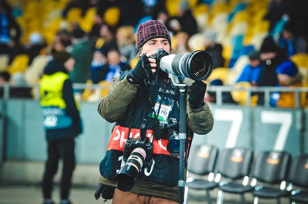 Kiev, UCRÂNIA - 14 de março de 2019: Jornalistas e fotógrafos — Fotografia de Stock