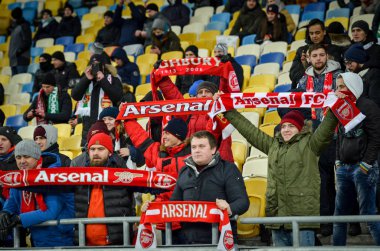 Kiev, Ukrayna - 29 Kasım 2018: Fc Arsenal'in taraftarları ve ultraları