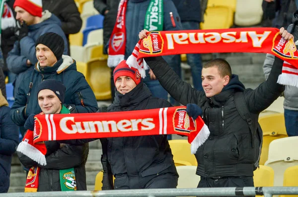 Kiev, Ukrayna - 29 Kasım 2018: Fc Arsenal'in taraftarları ve ultraları