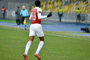 Kiev, Ukrayna - 29 Kasım 2018: Joe Willock gol sc kutlamak
