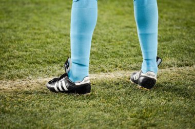 Kiev, Ukrayna - 29 Kasım 2018: Yan hakem ayakları 