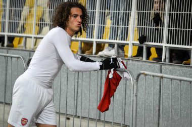 Kiev, Ukrayna - 29 Kasım 2018: Matteo Guendouzi hayranları ile d