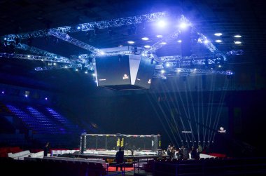 Kiev, Ukrayna - 02 Mart 2019: Halka mma ekim genel görünümü