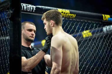 Kiev, Ukrayna - 02 Mart 2019: Anatoly Zhurakovsky mma savaşçıları