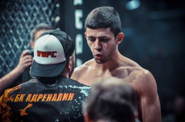 Kiev, Ukrayna - 02 Mart 2019: Arman Yesayan mma savaşçıları girin
