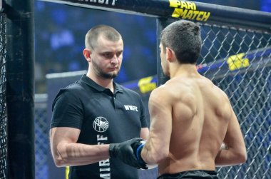 Kiev, Ukrayna - 02 Mart 2019: Arman Yesayan mma savaşçıları girin