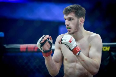 Kiev, Ukrayna - 02 Mart 2019: Anatoly Zhurakovsky mma savaşçıları