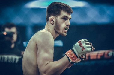 Kiev, Ukrayna - 02 Mart 2019: Anatoly Zhurakovsky mma savaşçıları