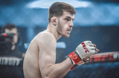 Kiev, Ukrayna - 02 Mart 2019: Anatoly Zhurakovsky mma savaşçıları
