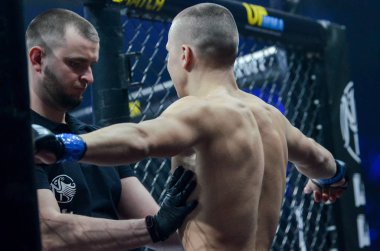 Kiev, Ukrayna - 02 Mart 2019: Ivan Dzyabenko mma savaşçıları ente