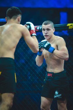 Kiev, Ukrayna - 02 Mart 2019: Ivan Dzyabenko mma savaşçıları incir