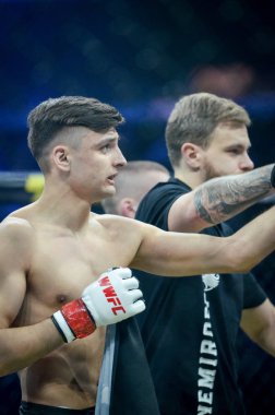 Kiev, Ukrayna - 02 Mart 2019: Artem Misak mma savaşçıları kazanmak