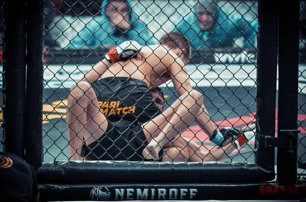 Kiev, Ukraina-mars 02, 2019: Bogdan kudelya MMA fighters kämpar — Stockfoto