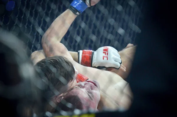 Kijów, Ukraina-marzec 02, 2019: Ivan Dzyabenko myśliwce MMA fig — Zdjęcie stockowe